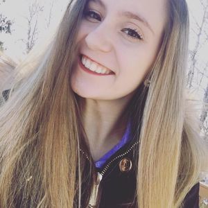 Meet your Posher, Demi